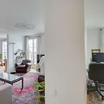Apartment For 5 - Place Des Vosges By Weekome