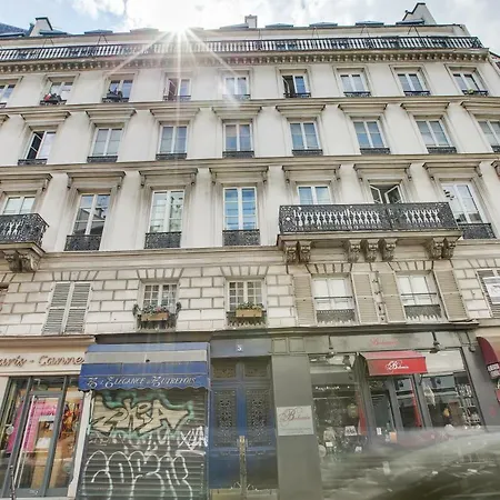 Apartment For 5 - Place Des Vosges By Weekome